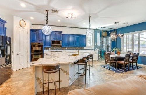 Canyon Trails House | Putting Green & Hot Tub: Goodyear Retreat!
