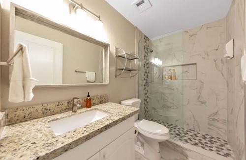 Pima Meadows House | PVT backyard w Gated Pool & BBQ, Dog Friendly, WIFI, Close to ASU, 101 Freeway & Old Town Scottsdale