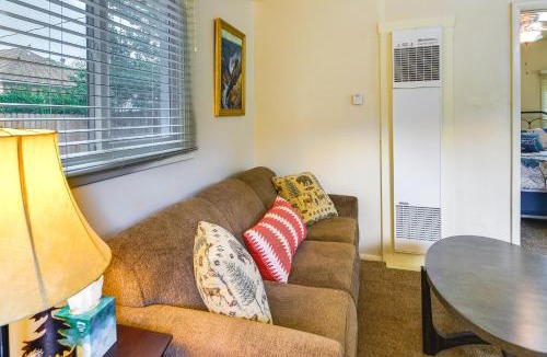 Cody House | Quaint Cody Cottage w/Grill: Walk to Downtown!