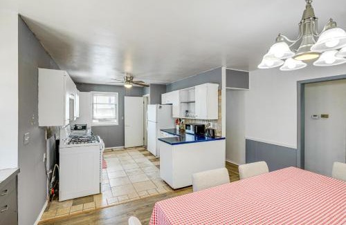 Fairbury House | Quaint Family Retreat in Fairbury!