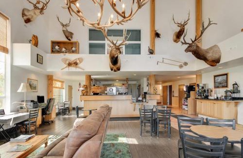 Bozeman Hotel | Quality Inn Belgrade - Bozeman Yellowstone Airport