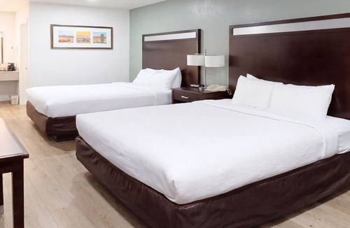Holbrook Hotel | Quality Inn Holbrook near Petrified Forest