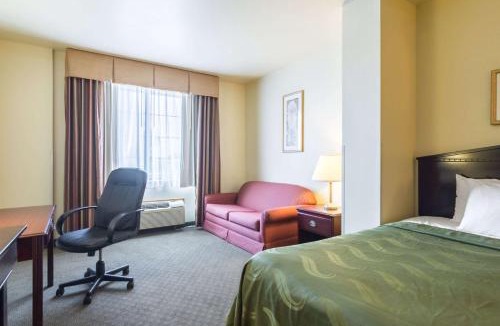 Alma Hotel | Quality Inn & Suites Alma I-40