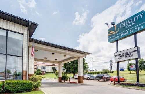 Branson Theater District Hotel | Quality Inn West-Branson Theatre District