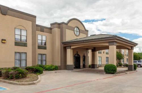 Sherman Hotel | Quality Suites Sherman