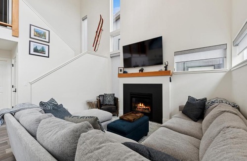 Whitefish House | Quarry B8