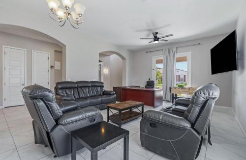 Queen Creek House | Queen Creek 4BR Family Retreat
