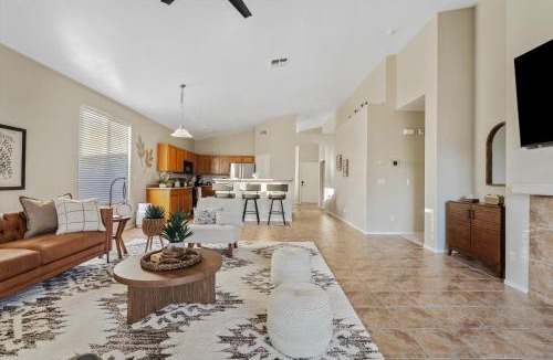 Villages At Queen Creek House | Queen Creek Home with King Beds and Filtered Showers