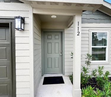 Lufkin House | Quiet at Pine Branch