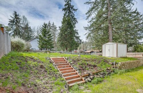 Western House | Quiet Eugene Retreat Near Mount Pisgah & UO Campus