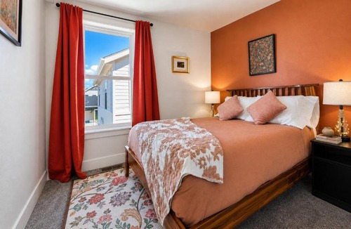 Billings House | Quiet, Near Parks, 9 min Walk to Yellowstone River