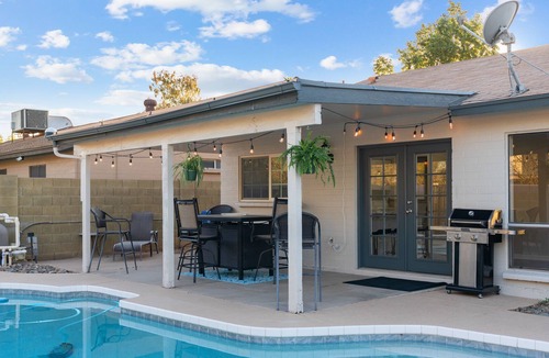 Kyrene-Superstition House | Quiet Phoenix House with Pool, Firepit, Close to ASU, Airport, Attractions