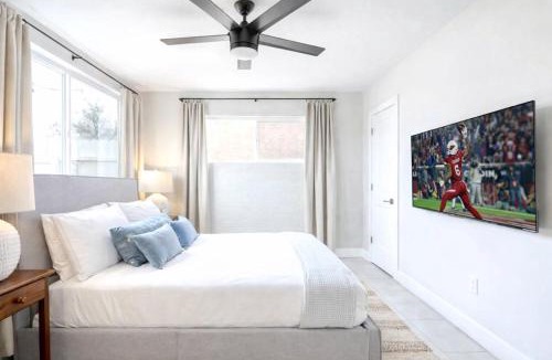 South Scottsdale House | Róse Retreat w/Coach House-2 Homes-IG Worthy