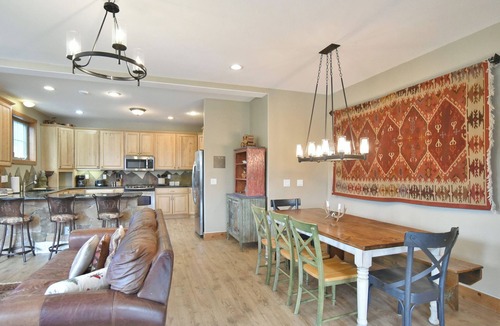 Vista Point House | Rachel Lane Home: Views, Style, Hot Tub