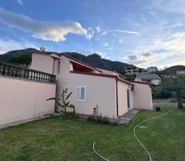 Karuc Apartment | Rajkovic Stay Peaceful Apartment near Virpazar