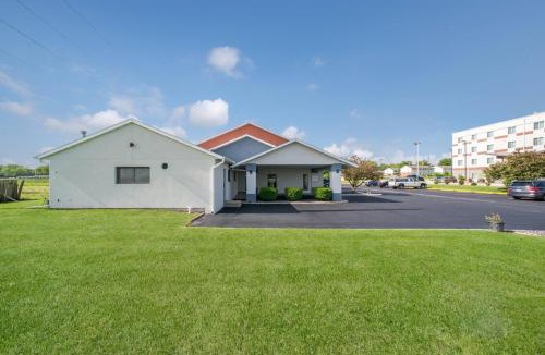 Effingham Hotel | Ramada by Wyndham Effingham