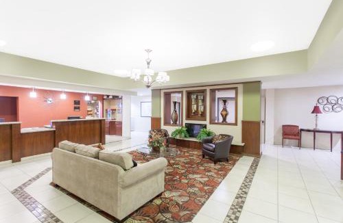Sierra Sky Park Hotel | Ramada by Wyndham Fresno Northwest