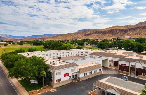 La Verkin Hotel | Ramada by Wyndham La Verkin Zion National Park