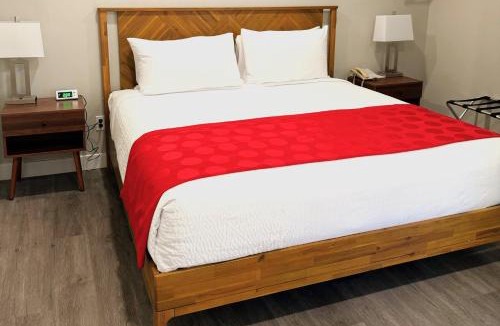 Wilshire Hotel | Ramada by Wyndham Los Angeles/Wilshire Center