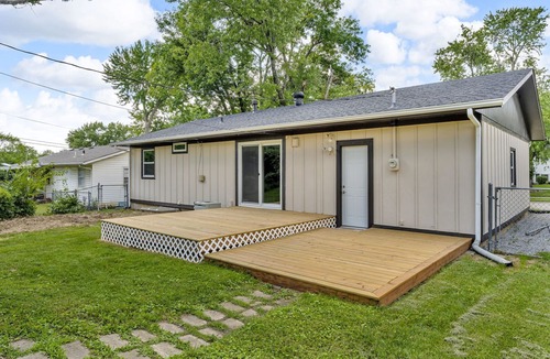 Pauline House | Recently Remodeled 4-bedroom house in brilliant Topeka