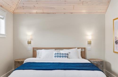Garrison Apartment | Red House #5B