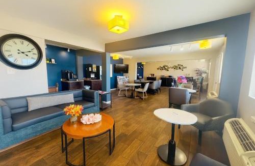Junction City Hotel | Red Lion Inn & Suites Junction City