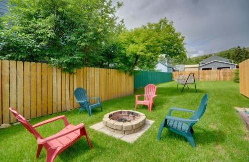 Red Lodge House | Red Lodge Retreat w/Hot Tub: 3 Blocks to Downtown