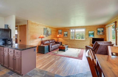 Red Lodge House | Red Lodge Vacation Rental w/Mountain Views!