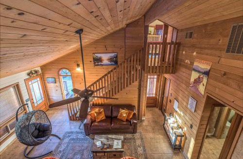 Oakhurst House | Red Oasis