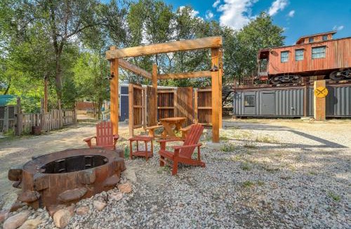 Colorado Springs House | Red Rock Roost Posh Studio near Hiking Trails