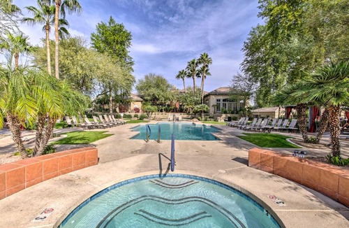 Camelback East House | 'Red Rox' Phoenix Condo w/Patio ~ 3 Mi to Airport