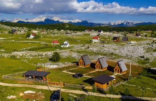 Podgorica Capital City Apartment | Relax and Ride Camp Chicago
