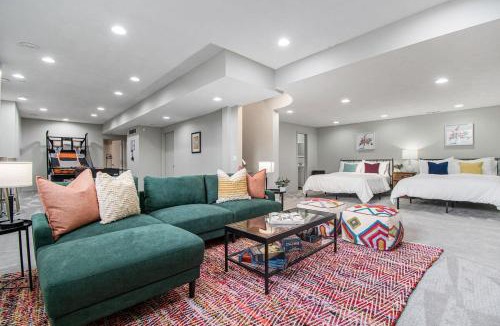 Jefferson House | Relax in Style 5BR Home Hot Tub & Games