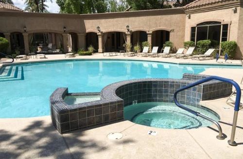 North Scottsdale House | Relax Inn
