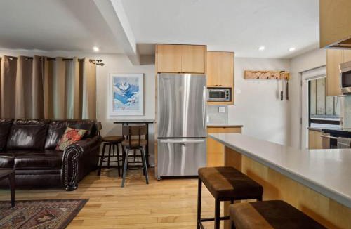 Vail House | Relaxing 2 Bedroom steps from Vail Resort