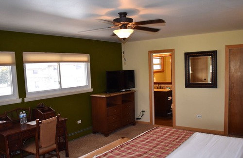 Gunnison Apartment | Relaxing apartment, fit for Base Camp adventures!