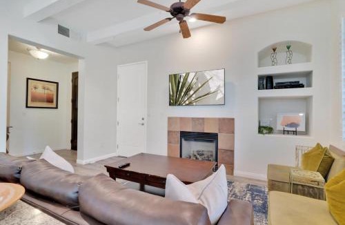 La Quinta Apartment | Relaxing Desert Hideaway in La Quinta #A