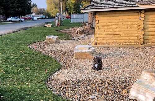 Ashton House | Relaxing Log Cabin for a Memorable Couples Getaway near Grand Teton National Park in Idaho