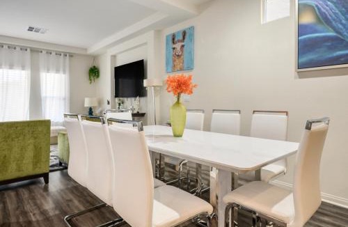 Enterprise House | Relaxing Vegas Stay with BBQ & Games