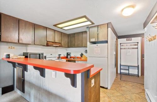 Bear Valley Apartment | Relaxing, Well Furnished Condo! - Creekside #29