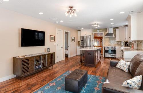 Estes Park House | Remodeled, Dog-Friendly Cabin in Heart of Downtown with Patio