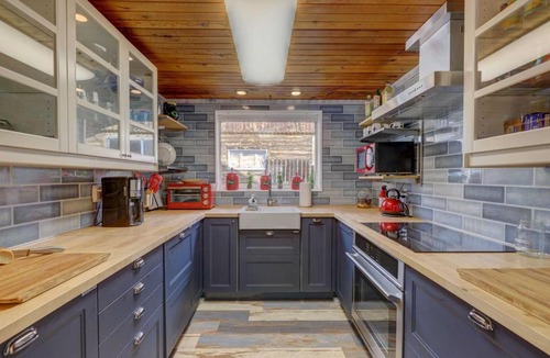 Twin Lakes House | Remodeled Lake Cabin, Stunning Mtn View, New Patio