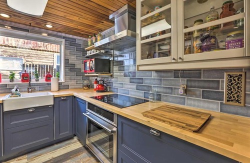 Twin Lakes House | Remodeled Lake Cabin, Stunning Mtn View, New Patio