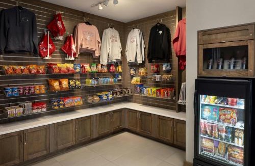 Pullman Hotel | Residence Inn by Marriott Pullman