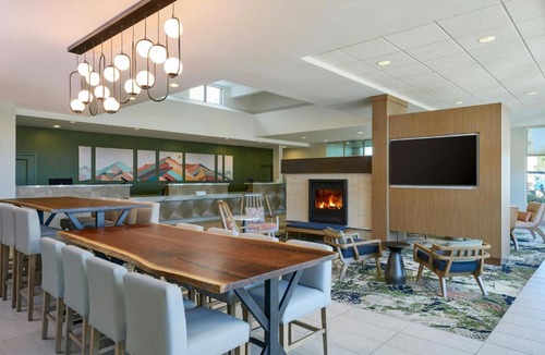 Desert Ridge Hotel | Residence Inn Phoenix Desert View at Mayo Clinic