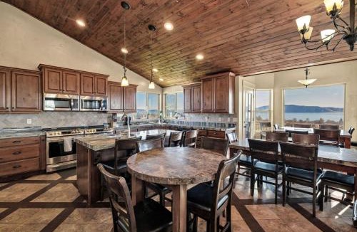 Garden City House | Reunion Retreat and Playhouse