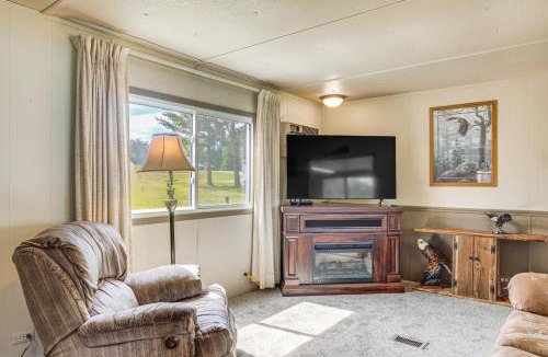 Rhinelander House | Rhinelander Vacation Rental w/Yard on Venus Lake!