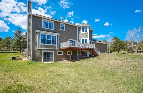 Woodmoor House | Ridgemont Hall Grand Mountain Home w Peak Views
