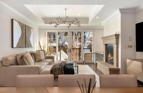 Vail House | Ritz-Carlton Luxury Suite with Mountain Views