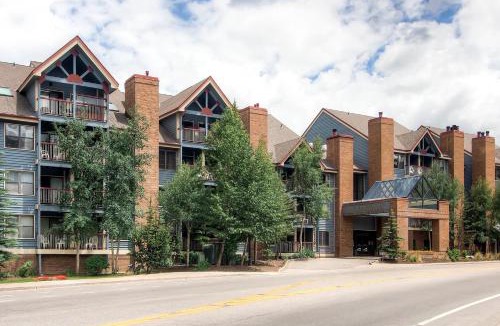 Historic District Apartment | River Mountain Lodge